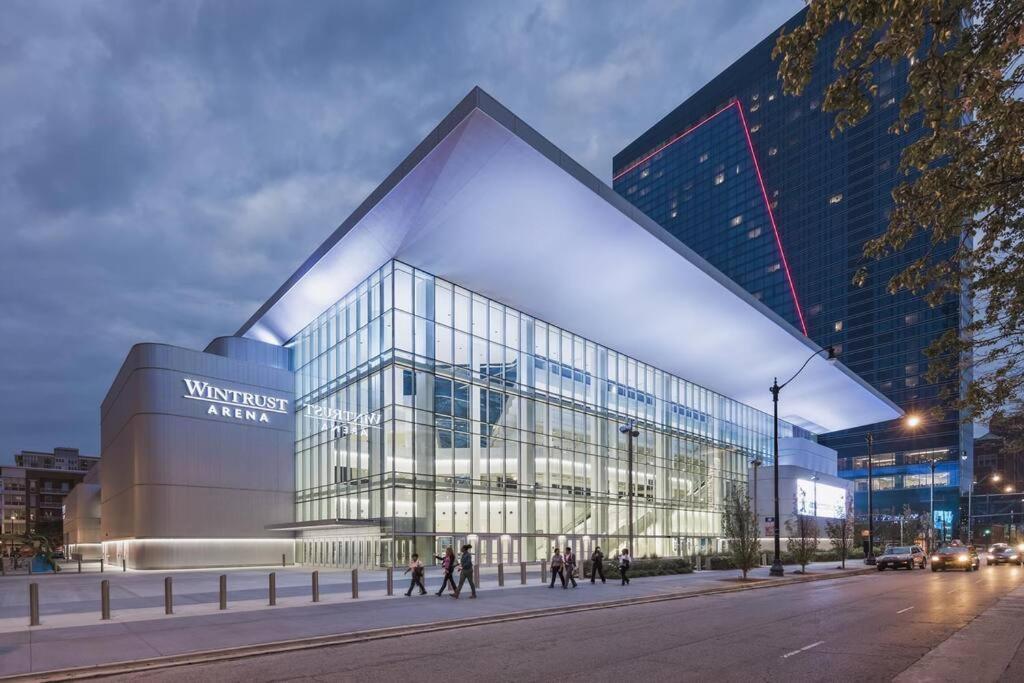 Mccormick Place Beautiful 2Br Apartment With Optional Parking Sleeps Up To 8 Near Soldier Field, Grant Park And Lakefront Trail Chicago Bagian luar foto