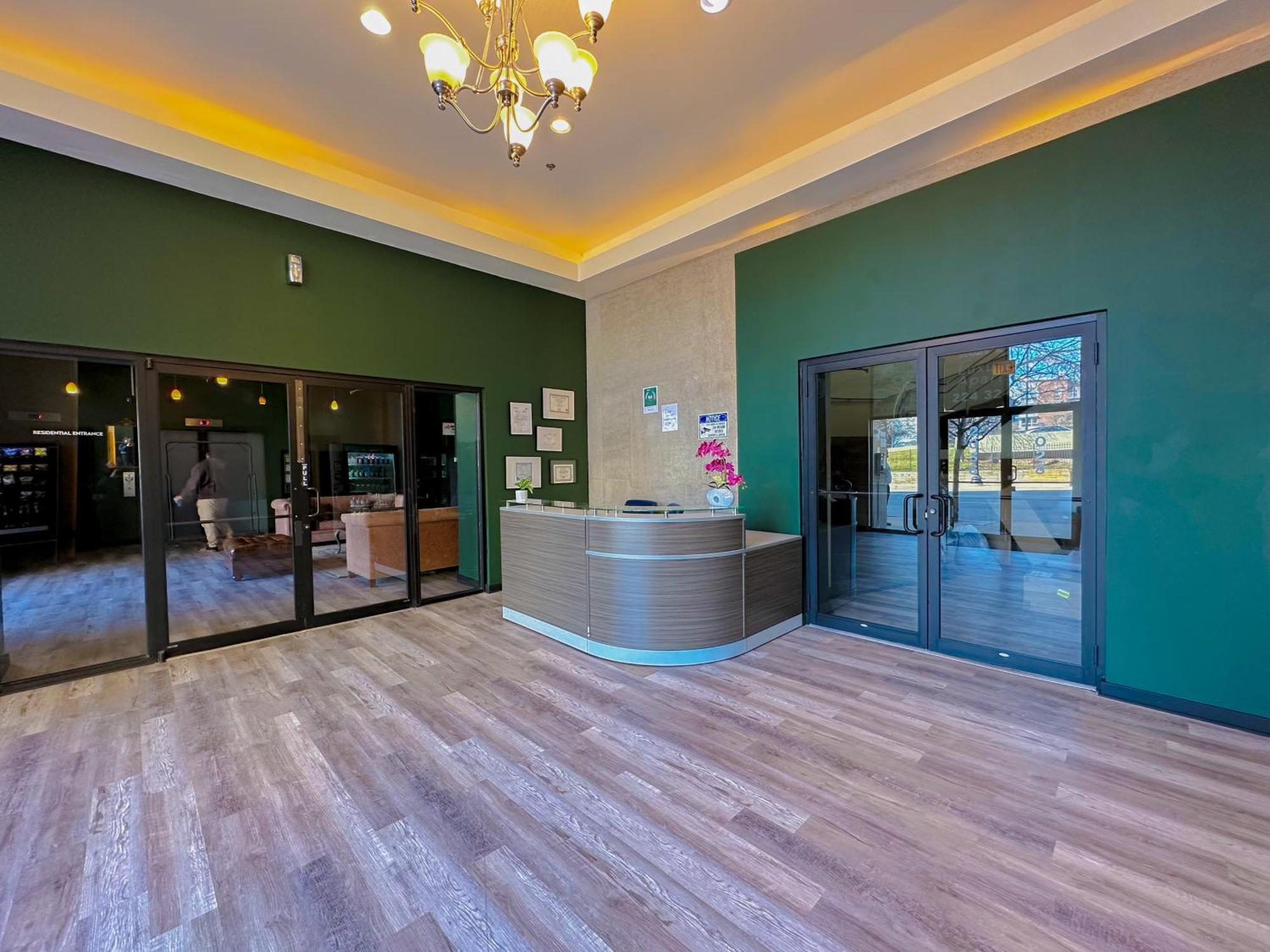 Mccormick Place Beautiful 2Br Apartment With Optional Parking Sleeps Up To 8 Near Soldier Field, Grant Park And Lakefront Trail Chicago Bagian luar foto